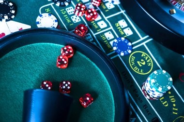 Antarmuka permainan Dragon Hatch di jangkar555 menampilkan grid simbol dan kontrol taruhan